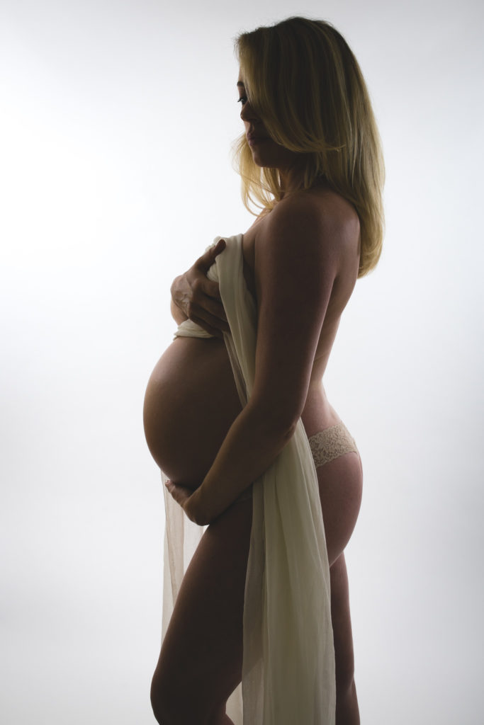 Montreal Maternity Photographer
