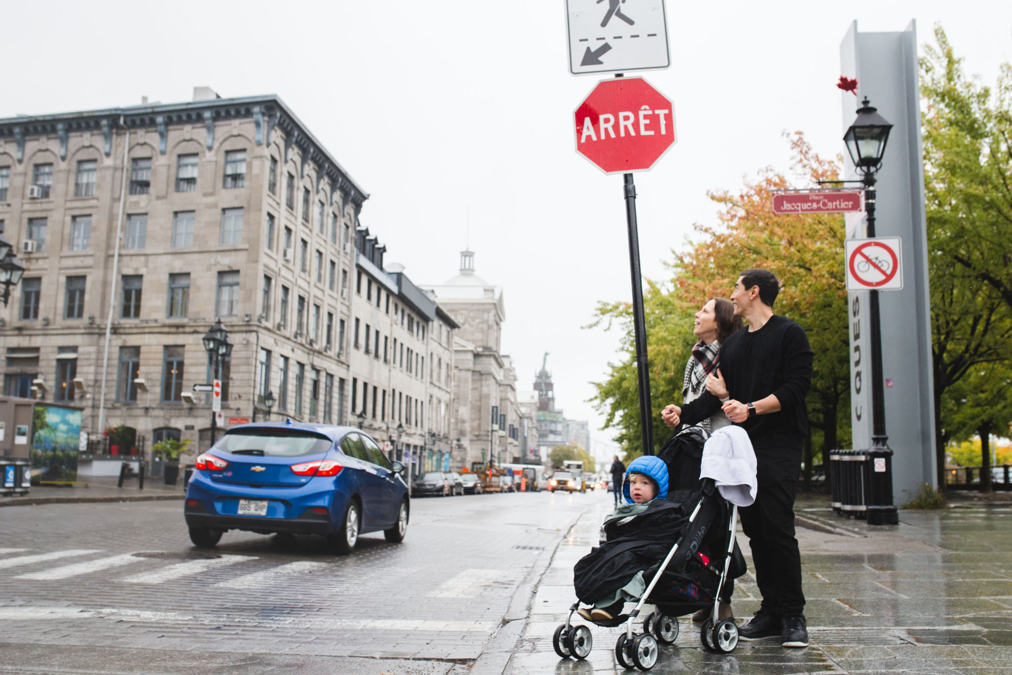 Old Montreal Family Photographer