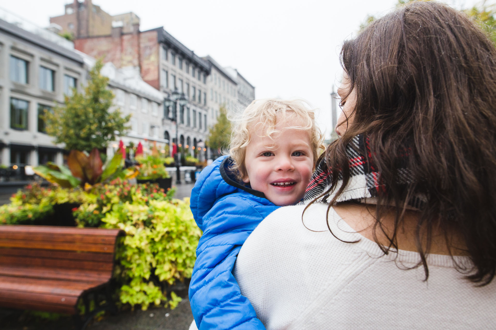 Old Montreal Family Photographer