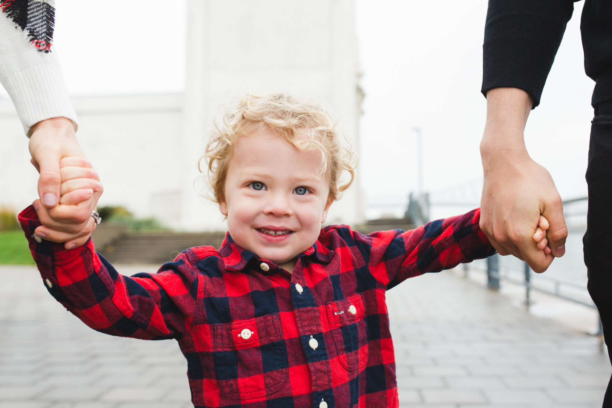 Old Montreal Family Photographer