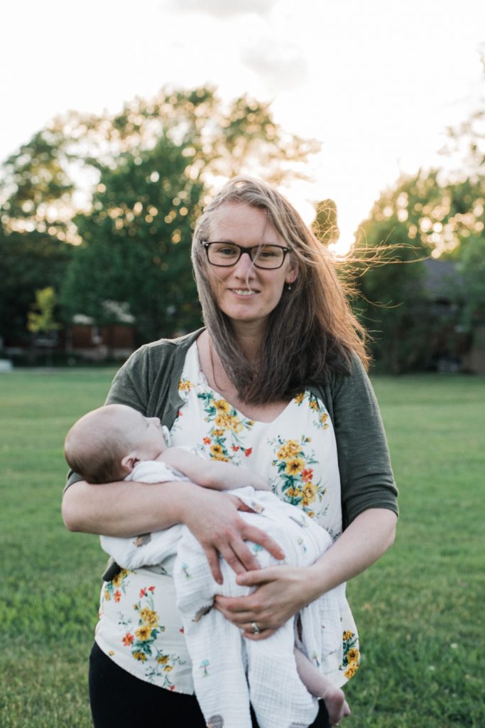 outdoor newborn photographer