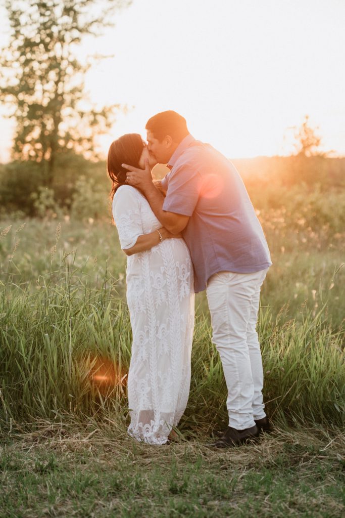 Montreal Pregnancy Photographer