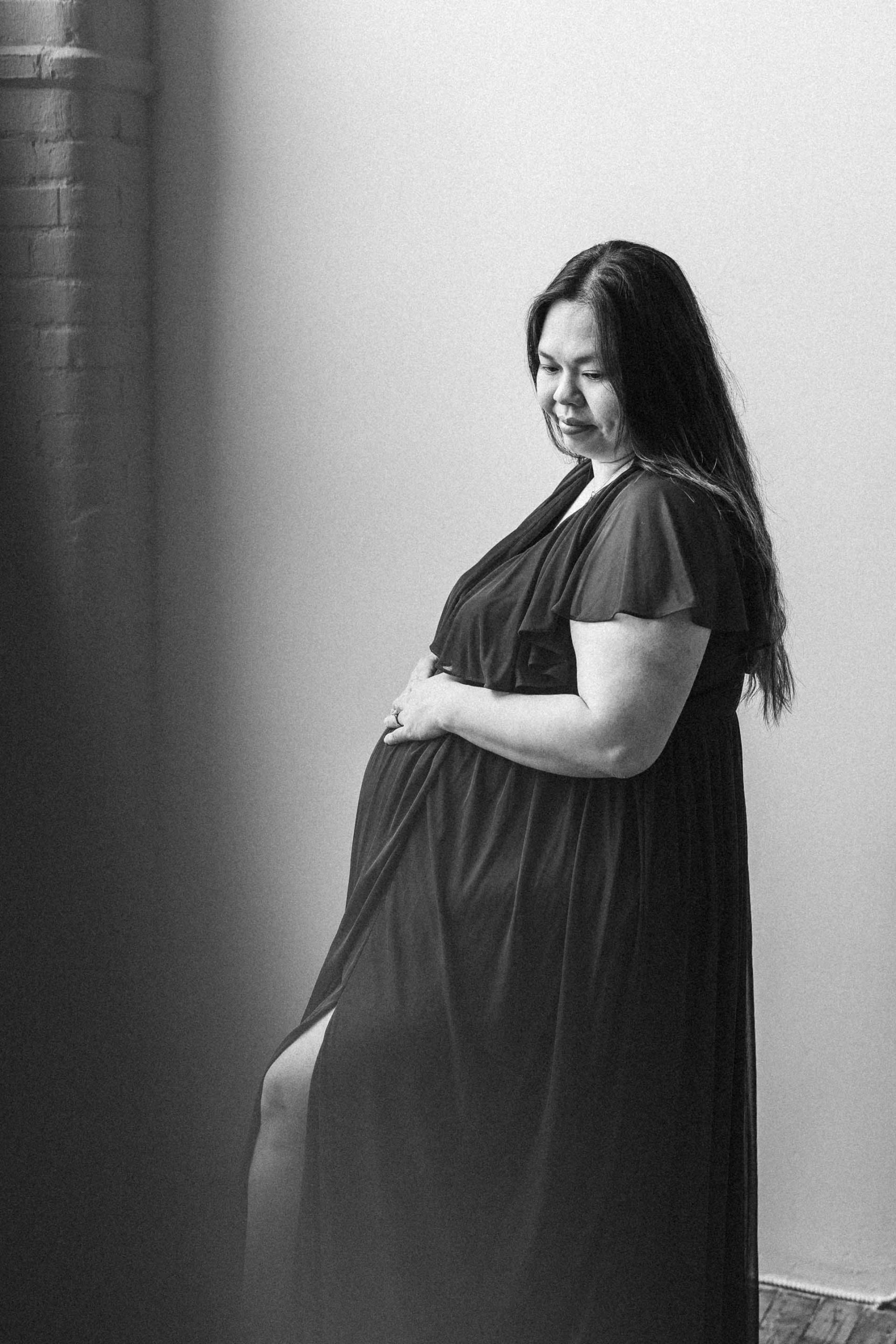 Montreal Maternity Photographer Michelle Little Photography